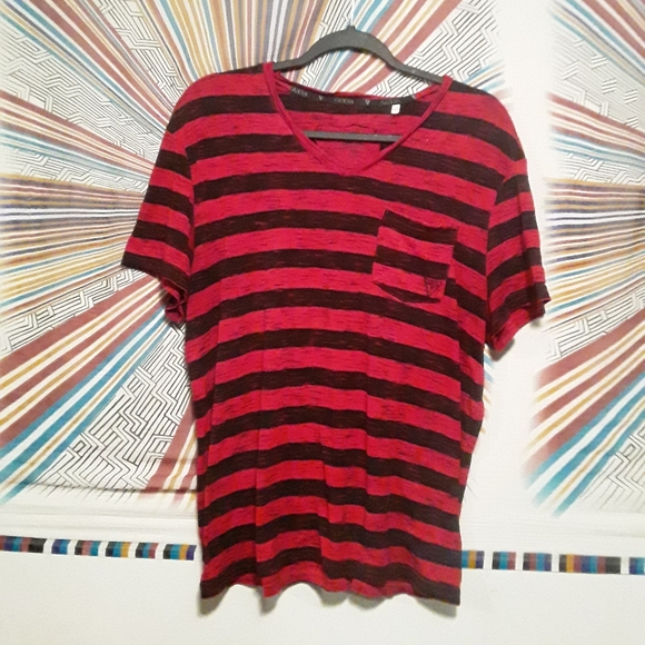 Guess Unisex Large V-neck  TeeShirt, Red & Black or Grey & Black Stiped - Picture 8 of 11